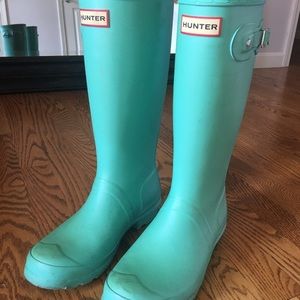 Tall matte turquoise Hunter Boots